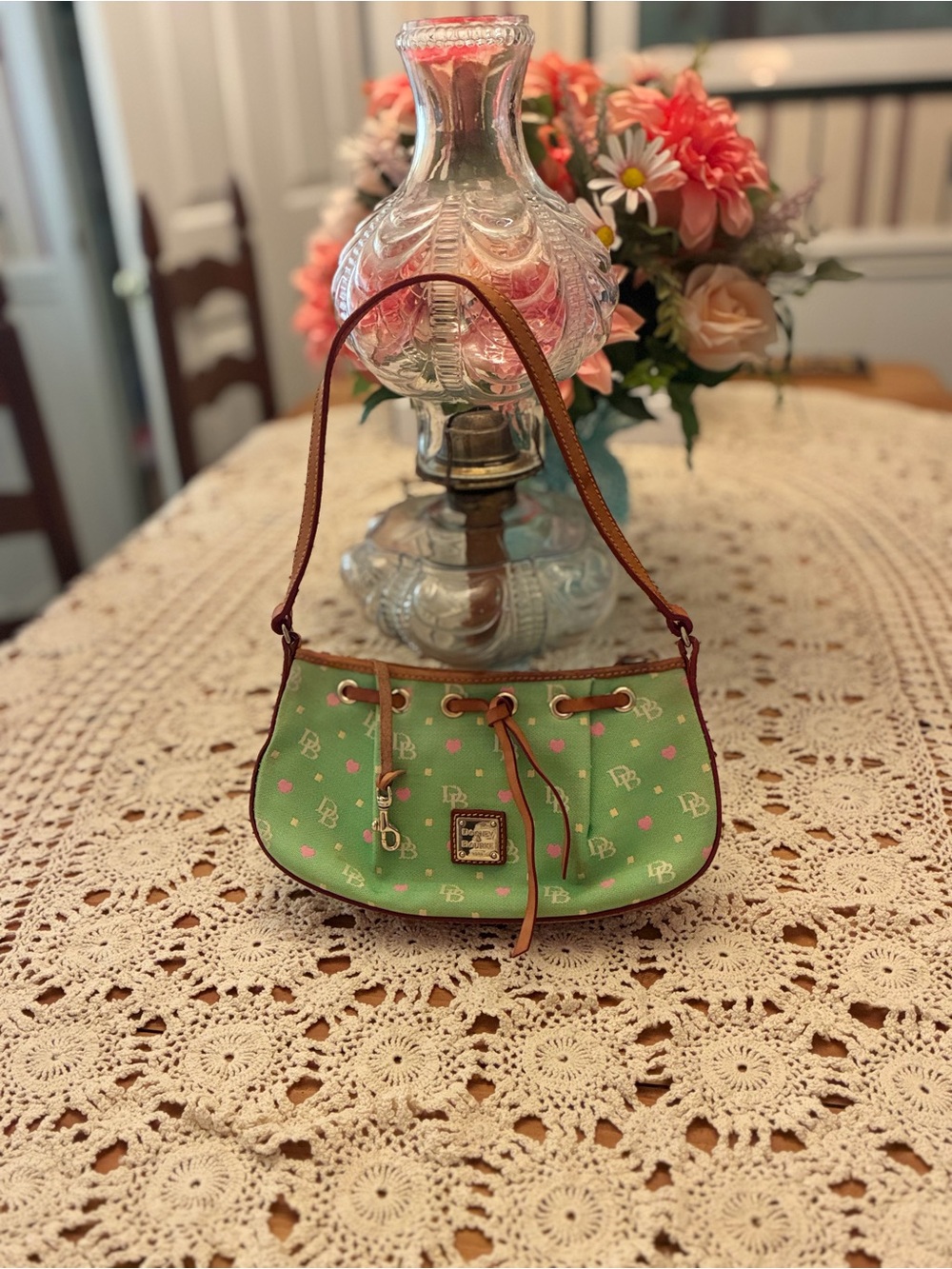 Vintage Dooney & Bourke Green Logo-Print Drawstring Shoulder Bag/Hand Bag - Picture 2 of 12